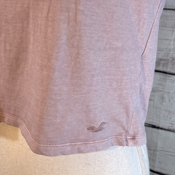 HOLLISTER T-Shirt Cropped "Must Have Collection" Washed Lavender-Small - Picture 3 of 5